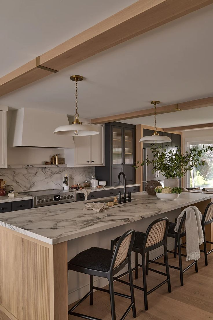 8 Kitchen Island Upgrades for a Modern Twist 8 image 25