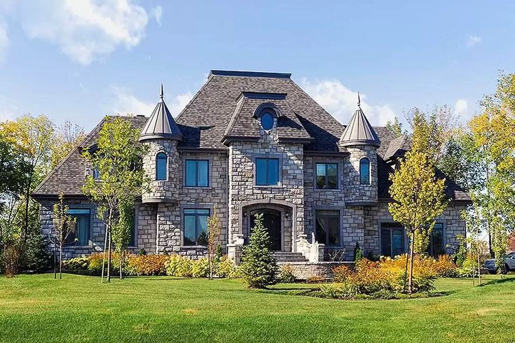 8 Mansion Decor Ideas That Scream Luxury 8 4 Bed French Chateau House Plan